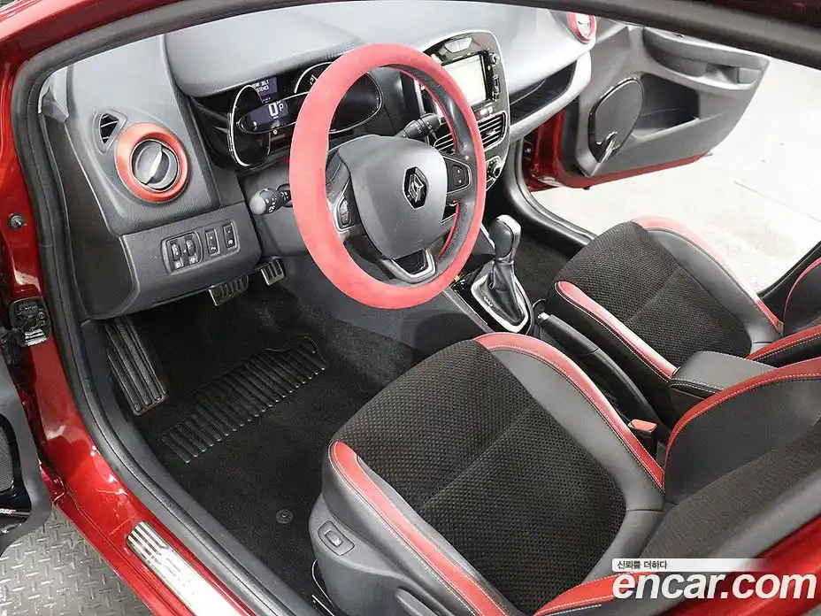 Renault Cilo 2019 1.5 Автомат в Москве № 209818, фото 17