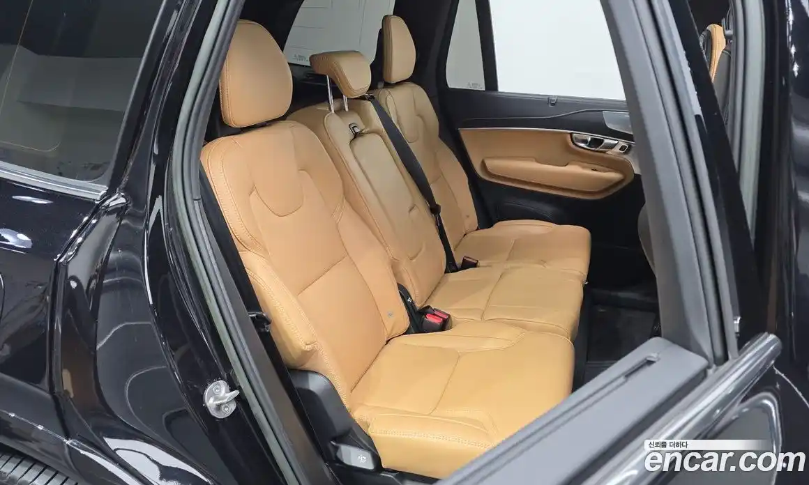 Volvo XC90 2022 2.0 Автомат в Москве № 212862, фото 12