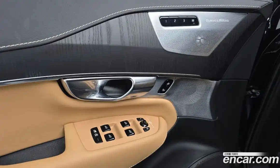 Volvo XC90 2022 2.0 Автомат в Москве № 212862, фото 18