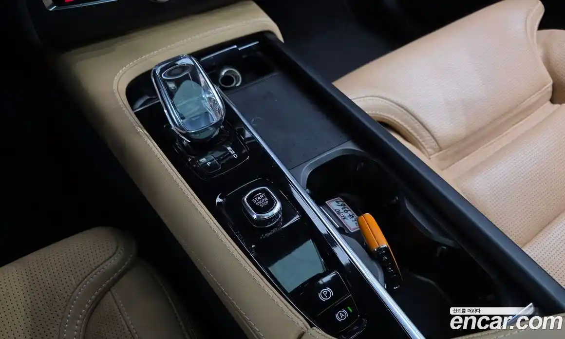 Volvo XC90 2022 2.0 Автомат в Москве № 212862, фото 9