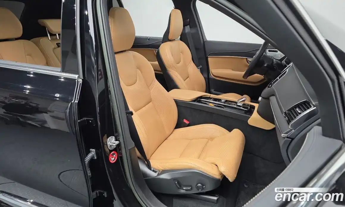 Volvo XC90 2022 2.0 Автомат в Москве № 212862, фото 10