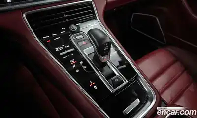 Porsche Panamera 2018 3.0 Автомат в Москве № 213303, миниатюра 8