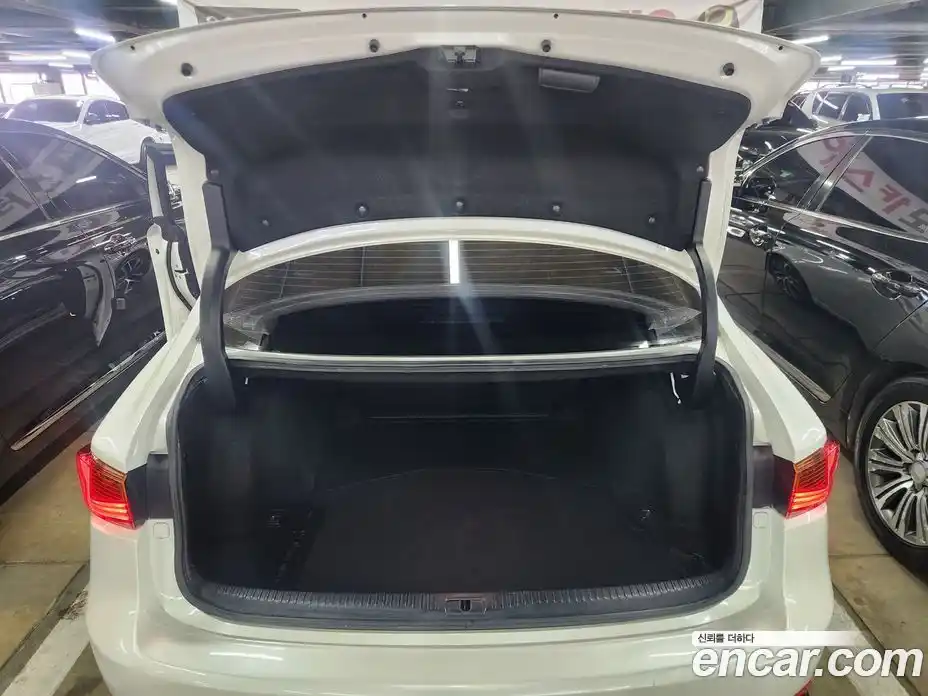 Lexus IS 2018 2.0 Автомат в Москве № 214826, фото 16