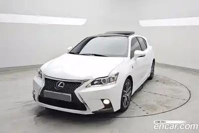 Lexus CT200h, 2017