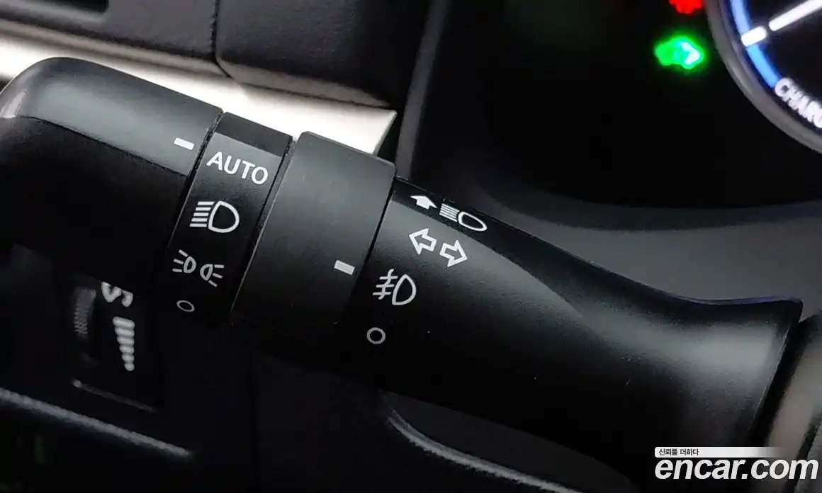 Lexus CT200h 2017 1.8 Автомат в Москве № 214844, фото 12