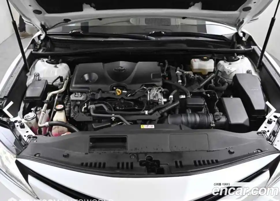 Toyota Camry 2019 2.5 Автомат в Москве № 215676, фото 6