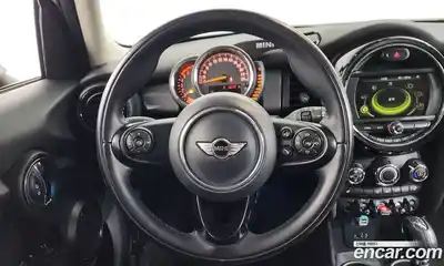 Mini Cooper 2017 1.5 Автомат в Москве № 217411, миниатюра 11