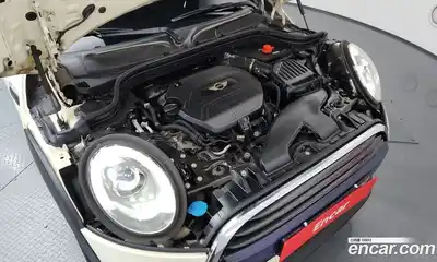 Mini Cooper 2017 1.5 Автомат в Москве № 217411, миниатюра 5