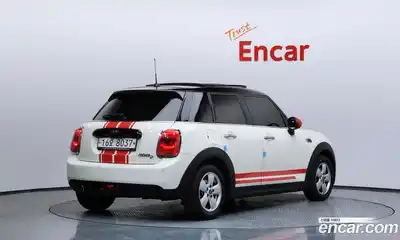 Mini Cooper 2017 1.5 Автомат в Москве № 217411, миниатюра 7