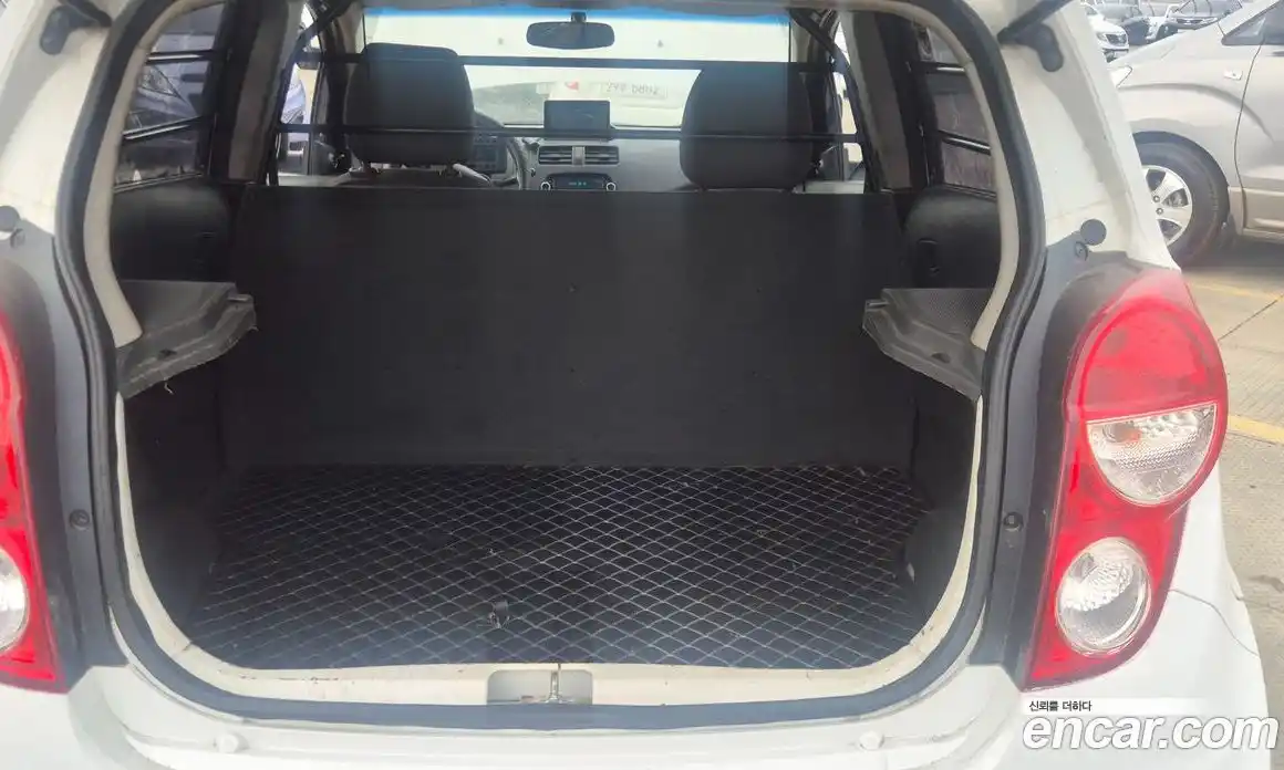 Chevrolet Spark 2013 1.0 Автомат в Москве № 219834, фото 12