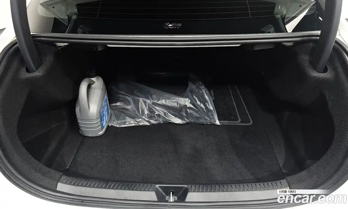 Mercedes-Benz A-Class 2020 2.0 Автомат в Москве № 220356, фото 19