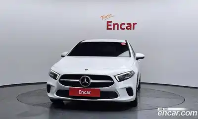 Mercedes-Benz A-Class 2020 2.0 Автомат в Москве № 220356, миниатюра 5