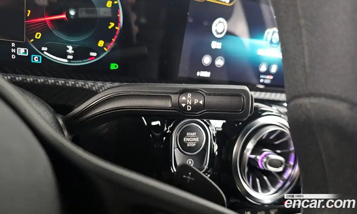 Mercedes-Benz A-Class 2020 2.0 Автомат в Москве № 220356, фото 9