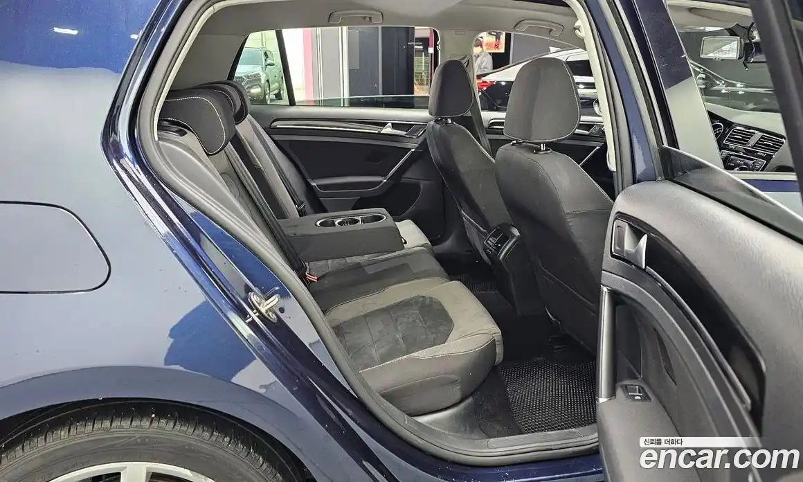 Volkswagen Golf 2015 2.0 Автомат в Москве № 220883, фото 6