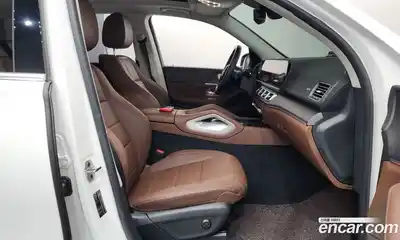 Mercedes-Benz GLE-Class 2024 2.0 Автомат в Москве № 221470, миниатюра 6