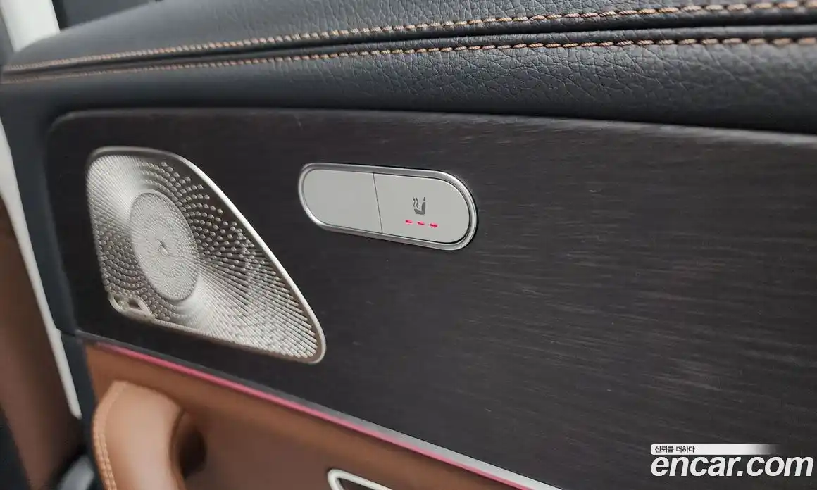 Mercedes-Benz GLE-Class 2024 2.0 Автомат в Москве № 221470, фото 9