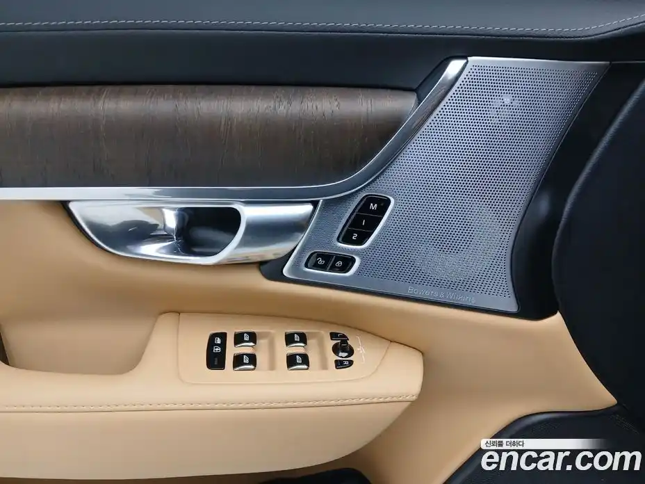 Volvo S90 2024 2.0 Автомат в Москве № 222372, фото 13