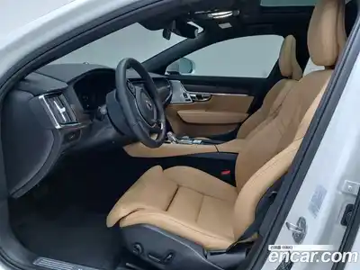 Volvo S90 2024 2.0 Автомат в Москве № 222372, миниатюра 10