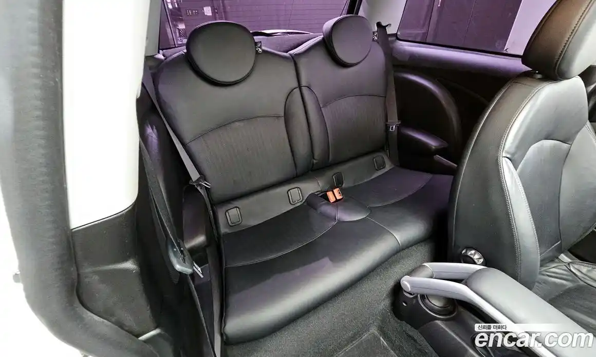 Mini Cooper 2010 1.6 Автомат в Москве № 224271, фото 14