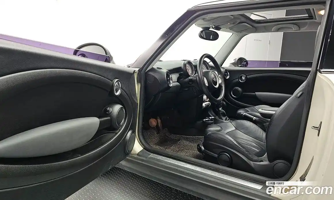 Mini Cooper 2010 1.6 Автомат в Москве № 224271, фото 6