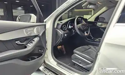 Mercedes-Benz GLC-Class 2019 2.0 Автомат в Москве № 225120, миниатюра 3