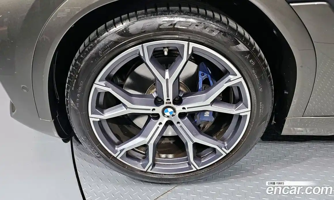 BMW X6 2023 3.0 Автомат в Москве № 228112, фото 13