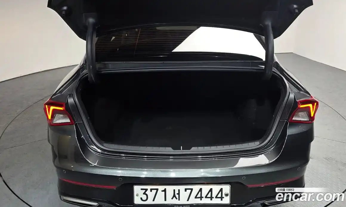 Kia K5 2020 1.6 Автомат в Москве № 22818, фото 14