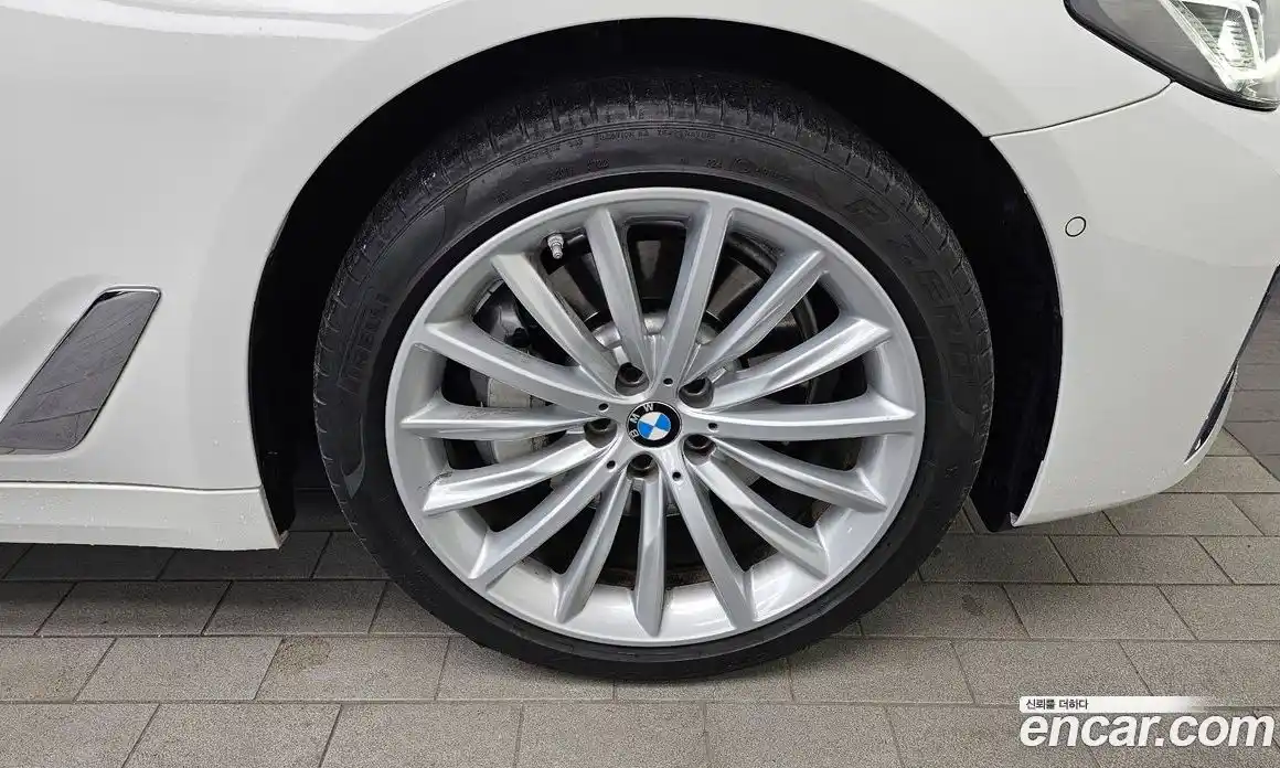 BMW 5-Series 2023 2.0 Автомат в Москве № 228582, фото 9