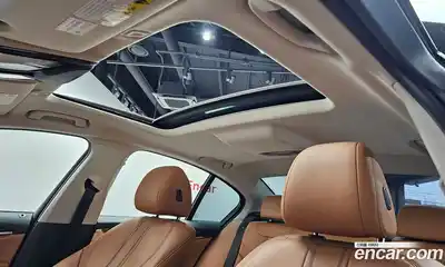BMW 5-Series 2018 2.0 Автомат в Москве № 229283, миниатюра 11