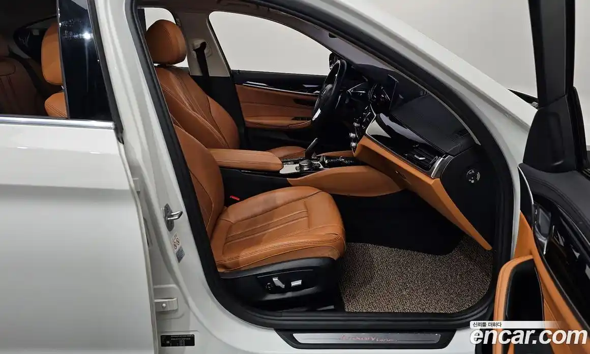 BMW 5-Series 2018 2.0 Автомат в Москве № 229283, фото 14