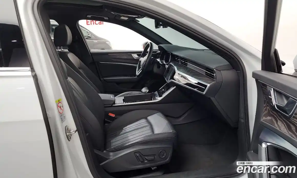 Audi A6 2020 2.0 Автомат в Москве № 230116, фото 13