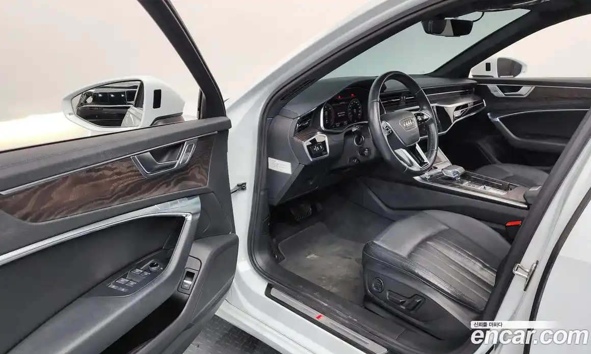 Audi A6 2020 2.0 Автомат в Москве № 230116, фото 4