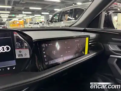 Audi Q5 2025 2.0 Автомат в Москве № 230223, миниатюра 9