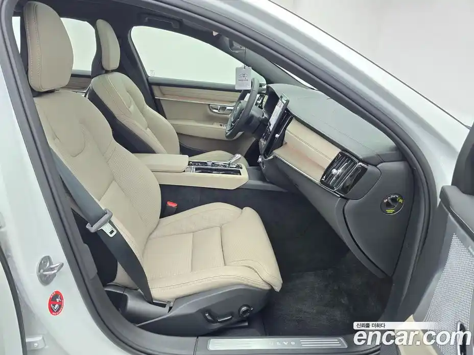 Volvo S90 2026 2.0 Автомат в Москве № 230708, фото 11