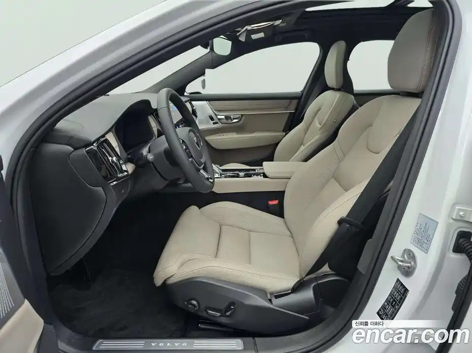 Volvo S90 2026 2.0 Автомат в Москве № 230708, фото 10