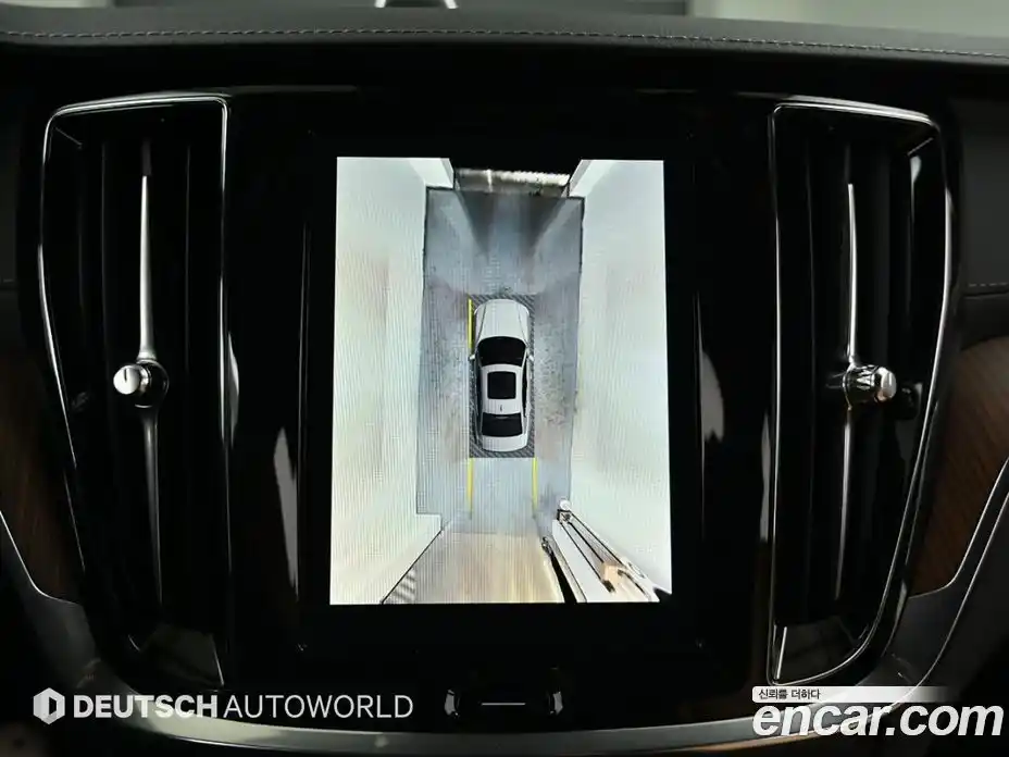 Volvo S60 2025 2.0 Автомат в Москве № 230807, фото 15