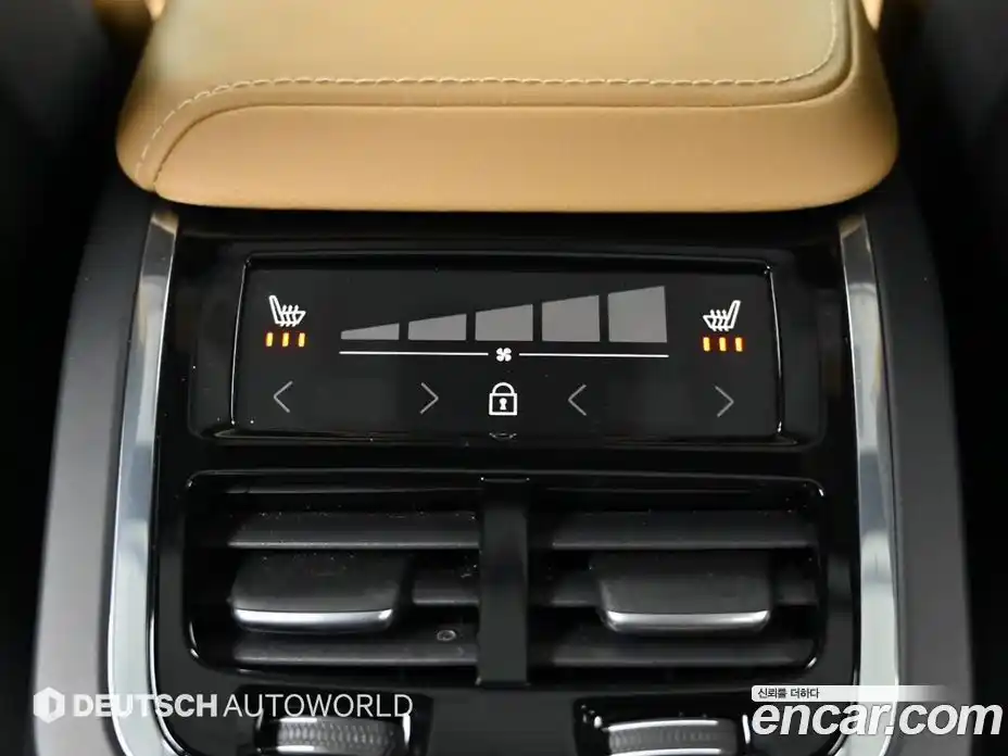 Volvo S60 2025 2.0 Автомат в Москве № 230807, фото 16