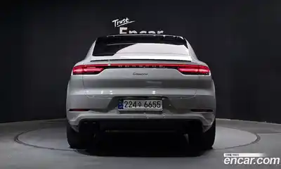 Porsche Cayenne 2023 3.0 Автомат в Москве № 230957, миниатюра 4