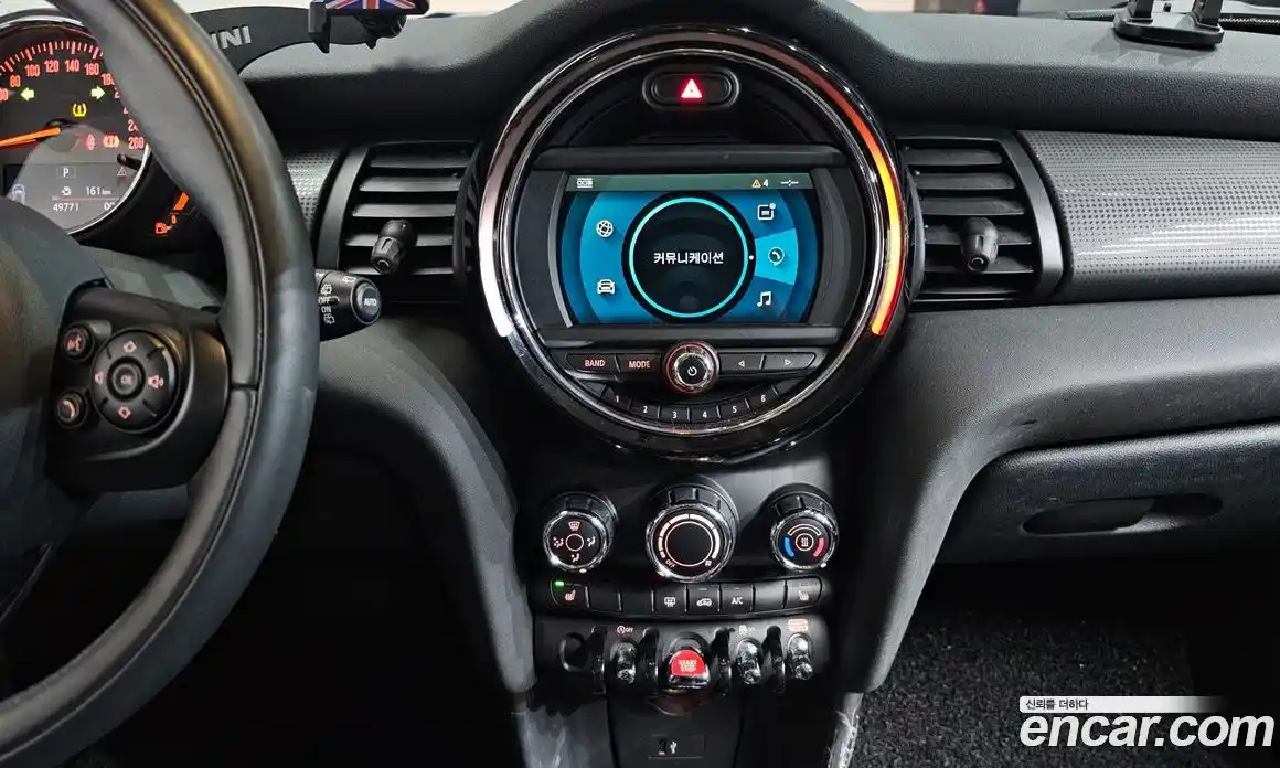 Mini Cooper 2021 1.5 Автомат в Москве № 231485, фото 18