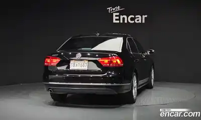 Volkswagen Passat 2013 2.5 Автомат в Москве № 232153, миниатюра 3