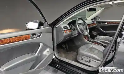 Volkswagen Passat 2013 2.5 Автомат в Москве № 232153, миниатюра 4