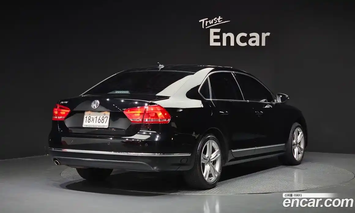 Volkswagen Passat 2013 2.5 Автомат в Москве № 232153, фото 6