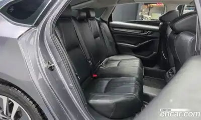 Honda Accord 2019 2.0 Автомат в Москве № 232929, миниатюра 12