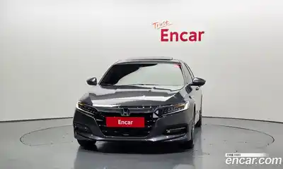 Honda Accord 2019 2.0 Автомат в Москве № 232929, миниатюра 3