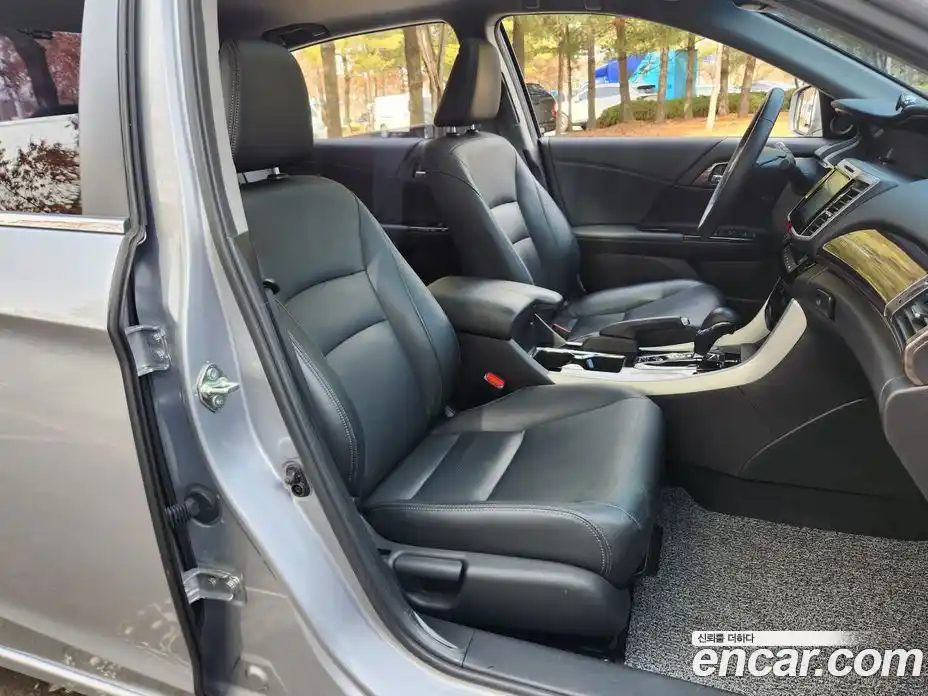 Honda Accord 2017 2.4 Автомат в Москве № 232953, фото 16