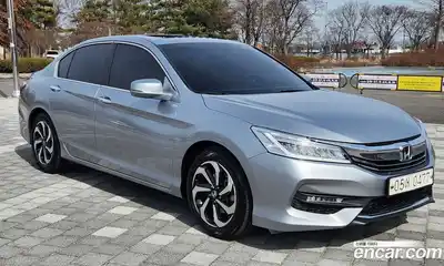 Honda Accord 2017 2.4 Автомат в Москве № 232953, миниатюра 2