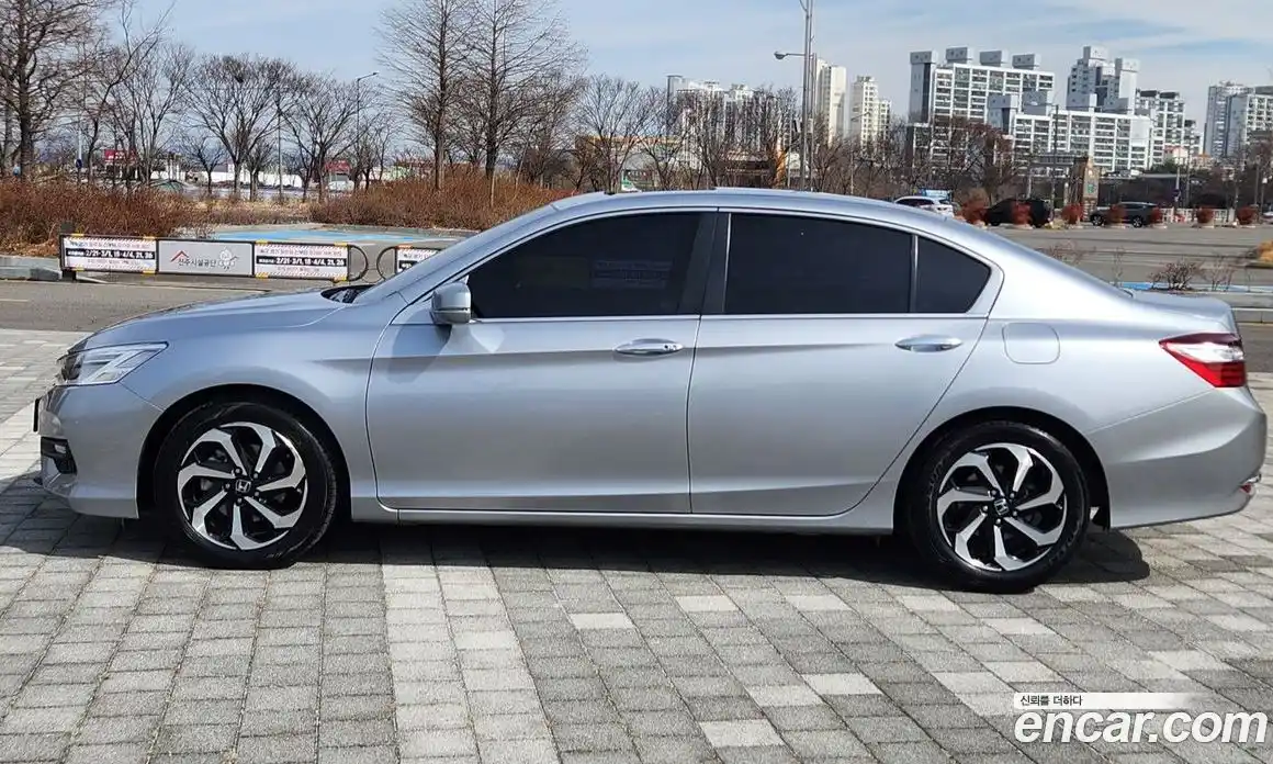 Honda Accord 2017 2.4 Автомат в Москве № 232953, фото 6