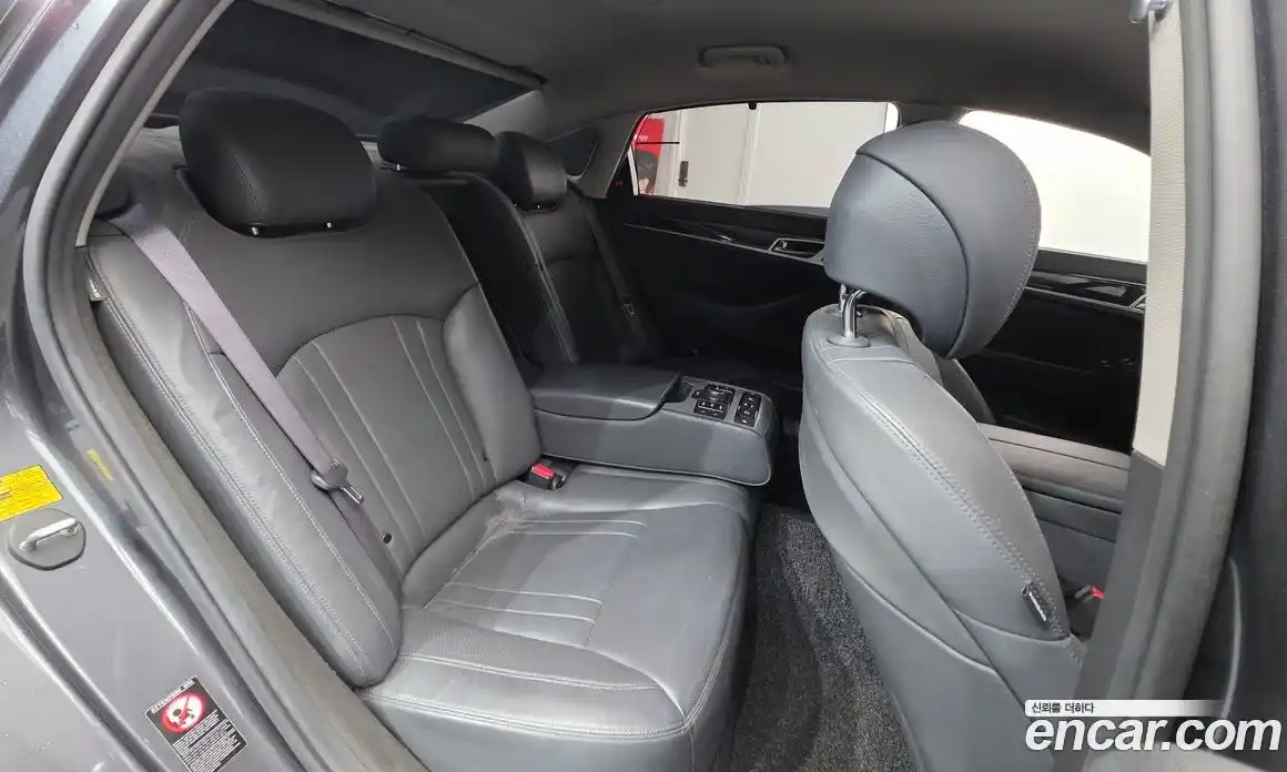 Genesis G80 2018 3.3 Автомат в Москве № 23735, фото 19