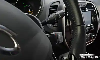 Renault QM3 2015 1.5 Автомат в Москве № 242222, миниатюра 4