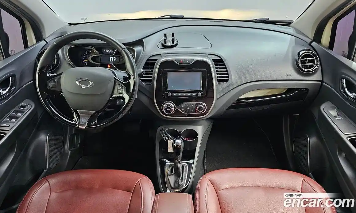 Renault QM3 2015 1.5 Автомат в Москве № 242222, фото 9